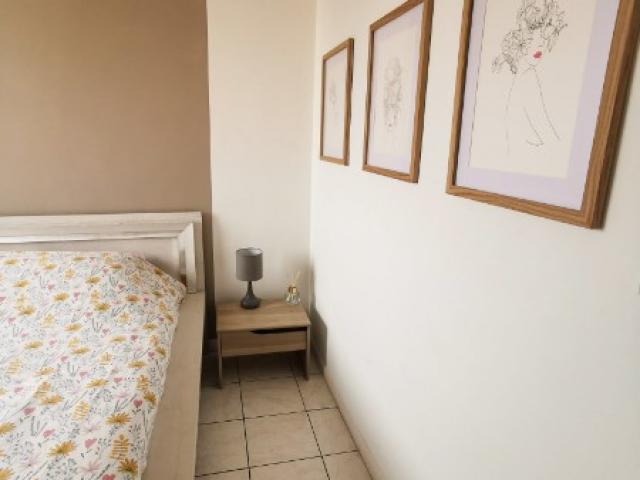Aménagement et décoration d'une chambre cosy  pour adulte sur Marseille